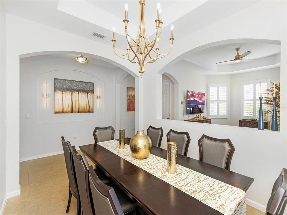 For Sale: $528,000 (3 beds, 2 baths, 1941 Square Feet)