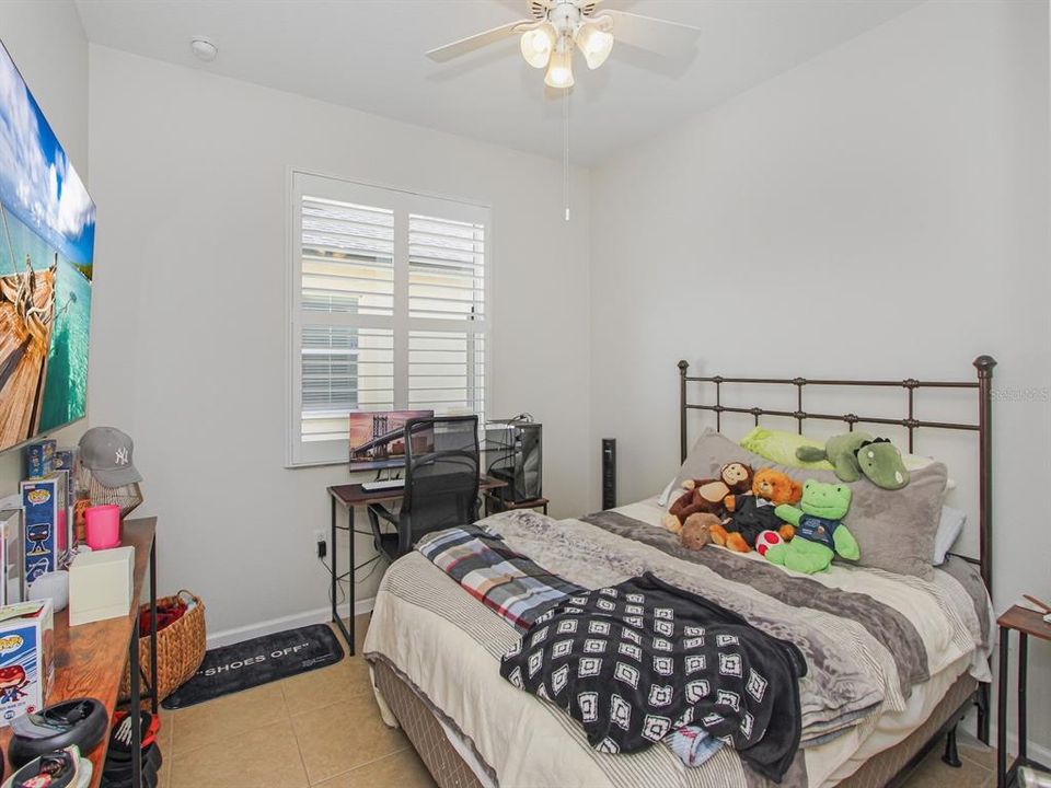 For Sale: $528,000 (3 beds, 2 baths, 1941 Square Feet)