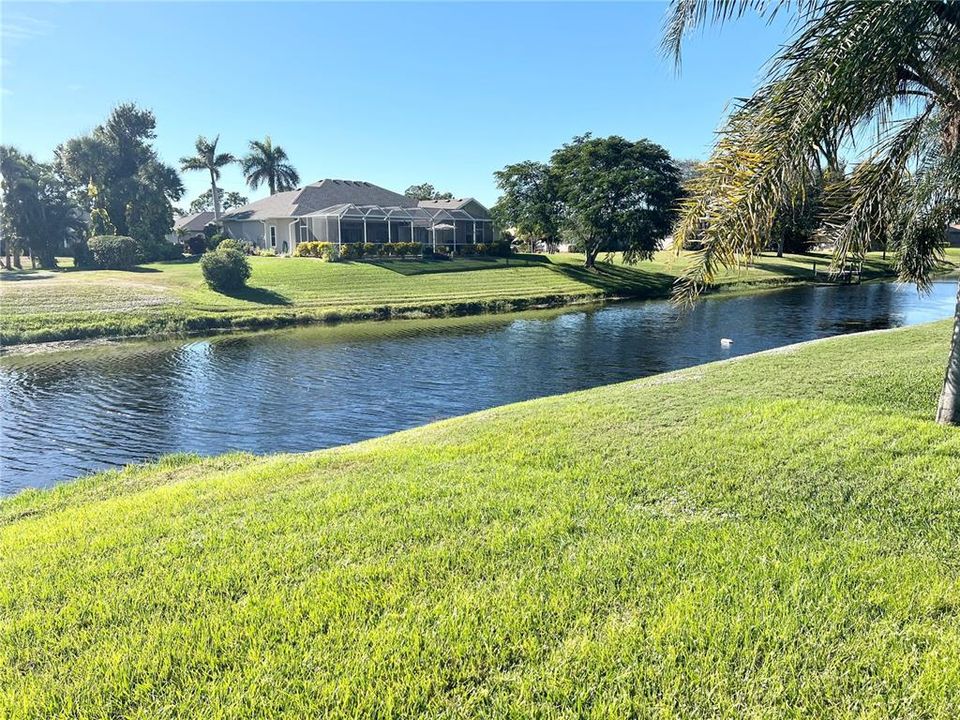 For Rent: $2,200 (3 beds, 2 baths, 1998 Square Feet)