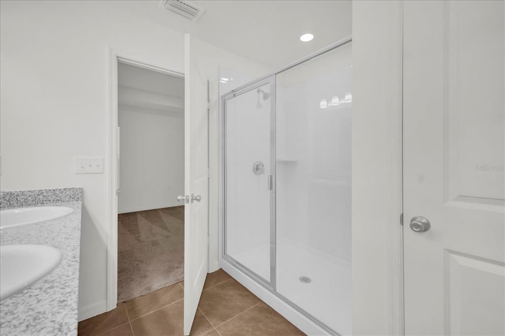 En Venta: $293,179 (3 camas, 2 baños, 1511 Pies cuadrados)