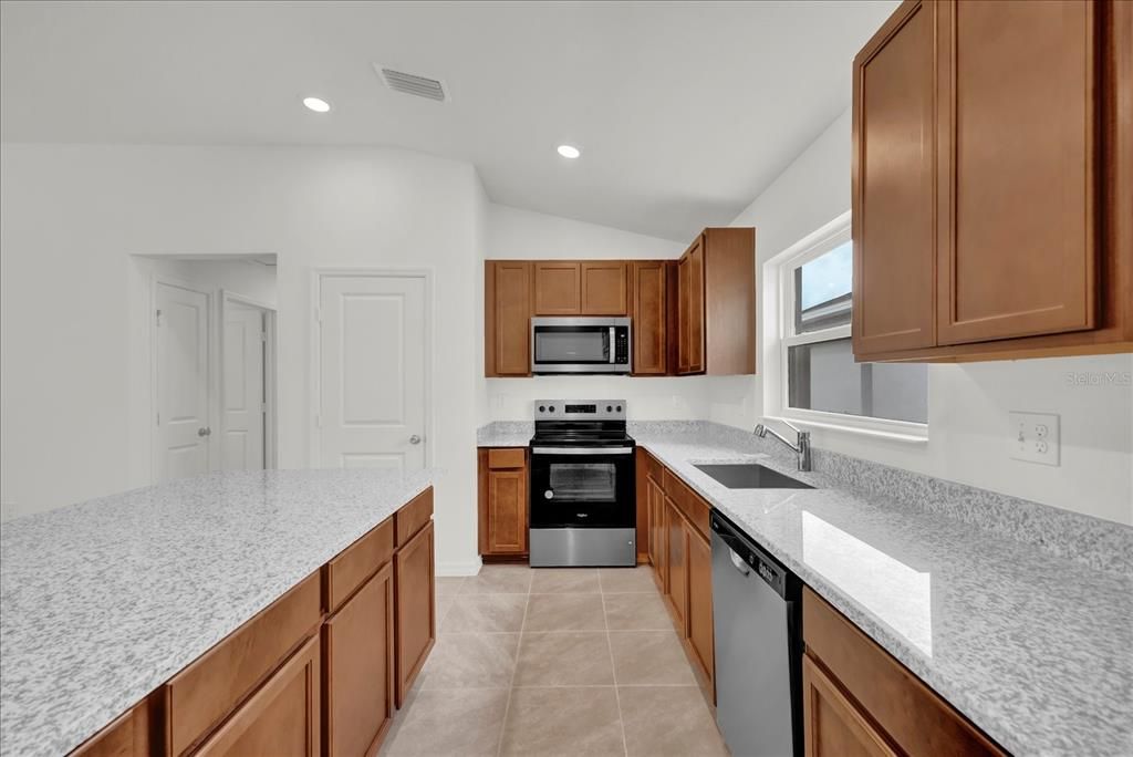 En Venta: $293,179 (3 camas, 2 baños, 1511 Pies cuadrados)