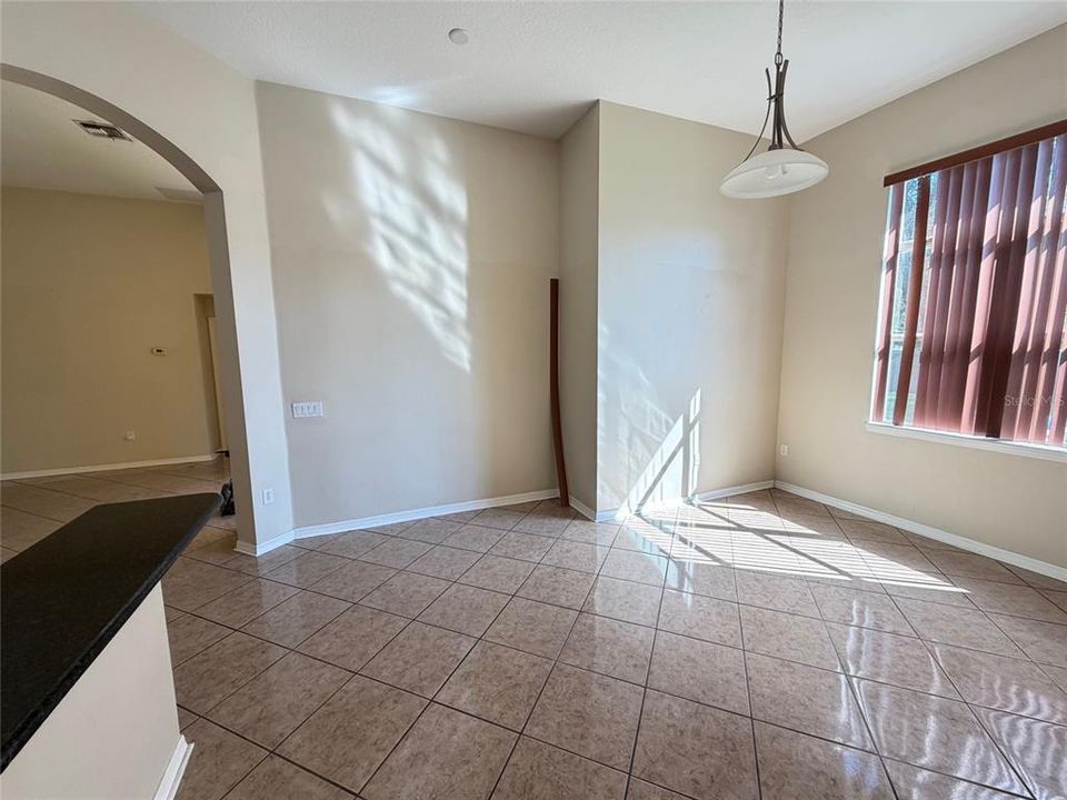 出租: $2,250 (3 贝兹, 2 浴室, 1813 平方英尺)