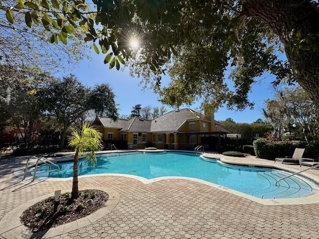 For Rent: $2,000 (2 beds, 2 baths, 1076 Square Feet)