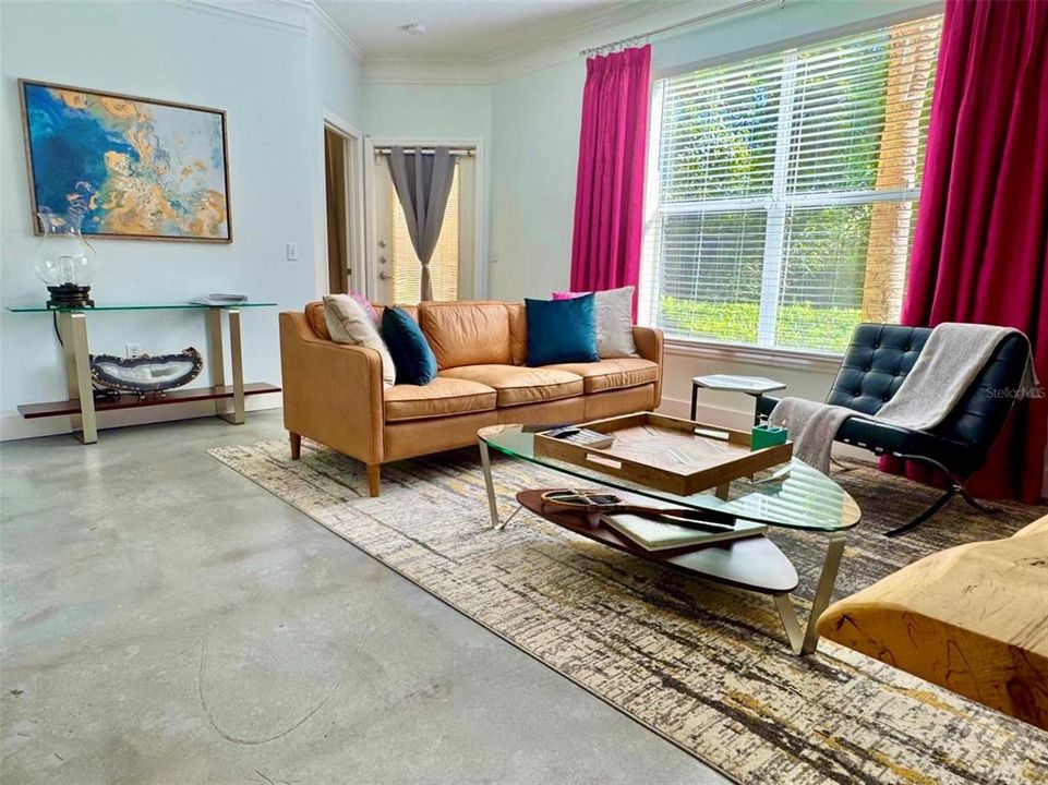 For Rent: $2,000 (2 beds, 2 baths, 1076 Square Feet)