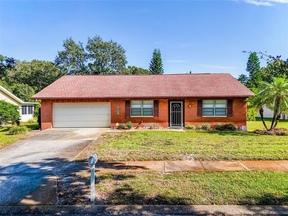 For Sale: $368,000 (2 beds, 2 baths, 1492 Square Feet)