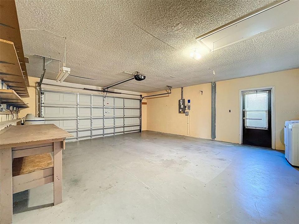 For Sale: $368,000 (2 beds, 2 baths, 1492 Square Feet)