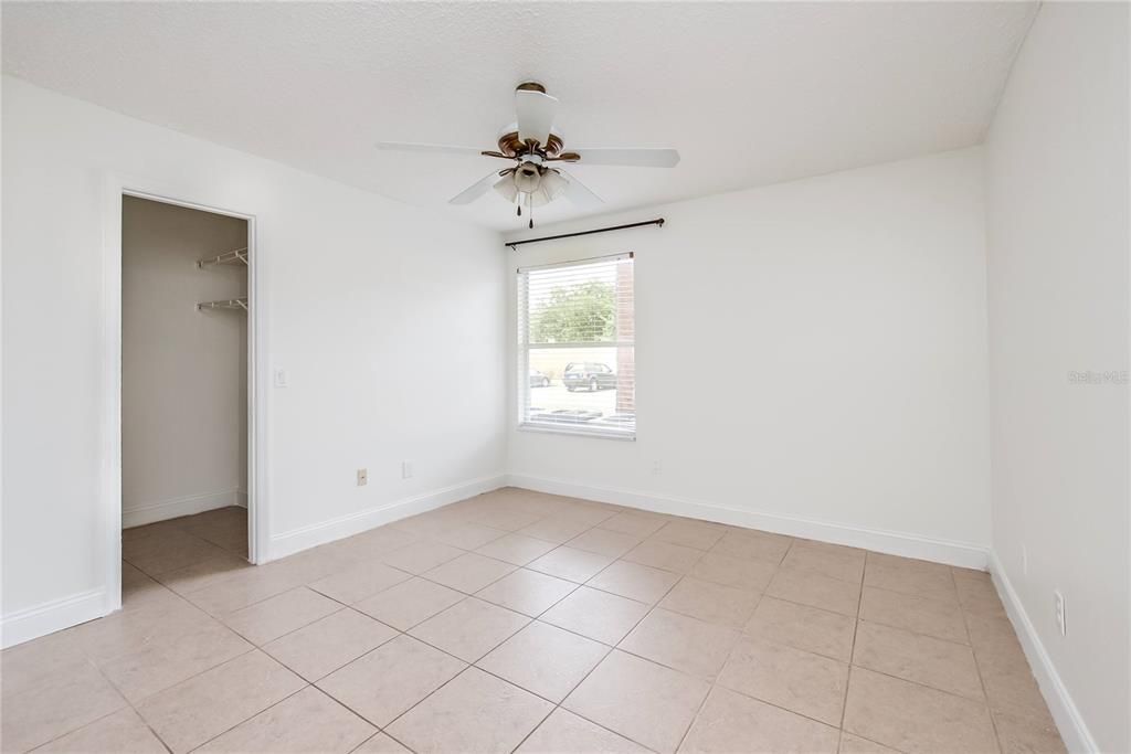 For Rent: $1,950 (3 beds, 2 baths, 1253 Square Feet)