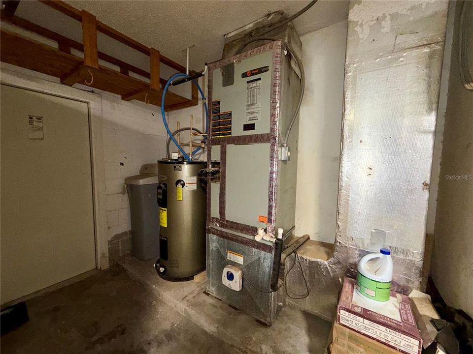 待售: $425,000 (4 贝兹, 2 浴室, 1843 平方英尺)