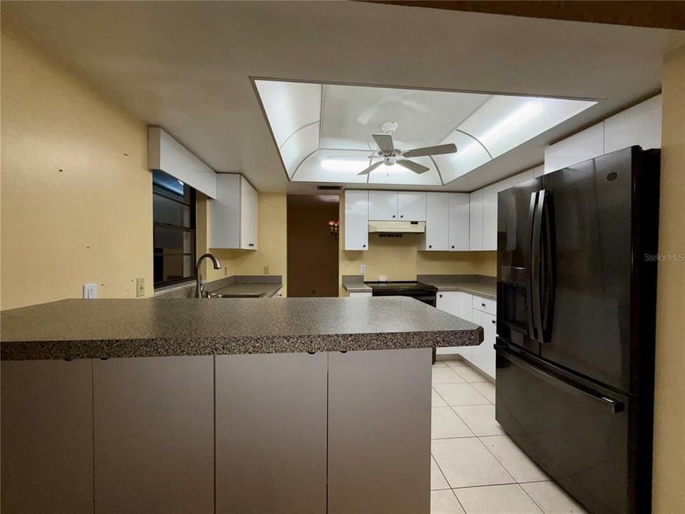 待售: $425,000 (4 贝兹, 2 浴室, 1843 平方英尺)