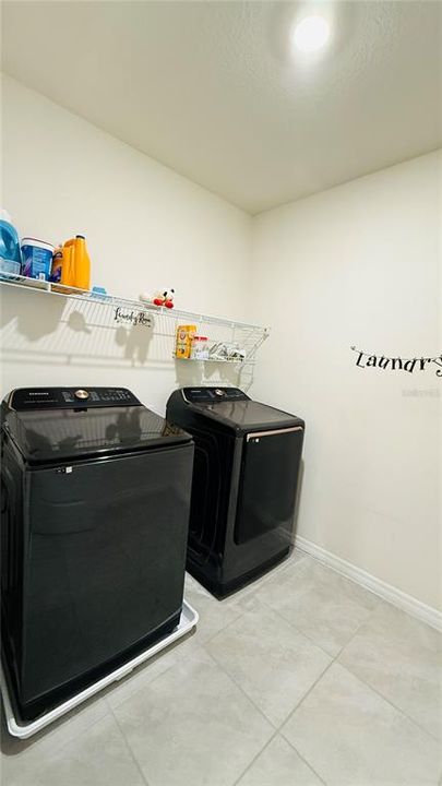 На продажу: $484,990 (5 спален, 3 ванн, 2451 Квадратных фут)