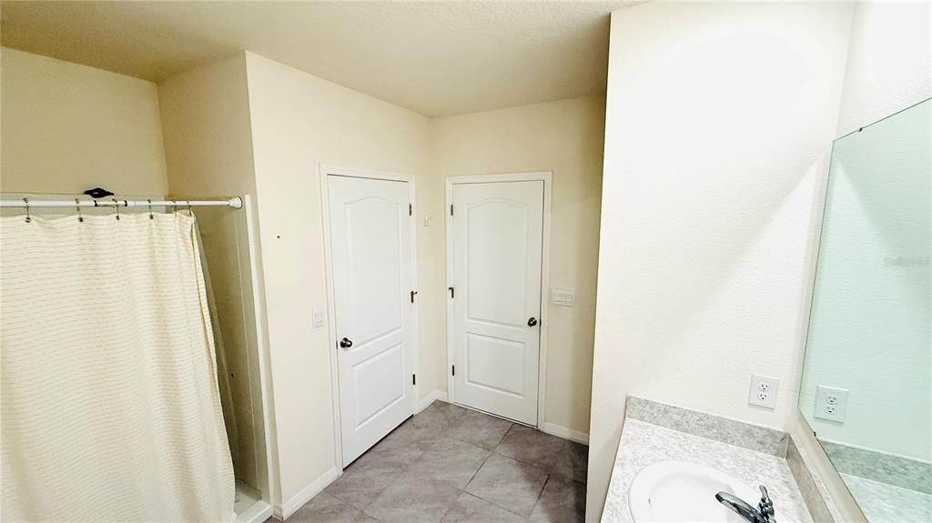 На продажу: $484,990 (5 спален, 3 ванн, 2451 Квадратных фут)