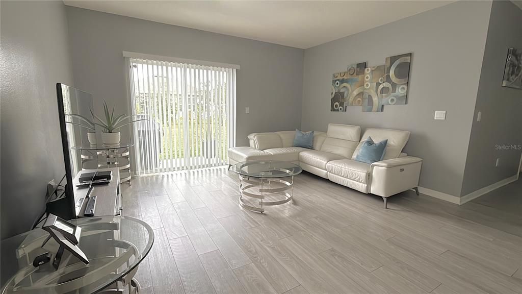 На продажу: $484,990 (5 спален, 3 ванн, 2451 Квадратных фут)