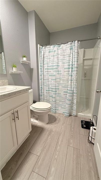 На продажу: $484,990 (5 спален, 3 ванн, 2451 Квадратных фут)