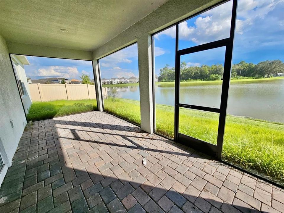 For Rent: $2,700 (3 beds, 2 baths, 2921 Square Feet)