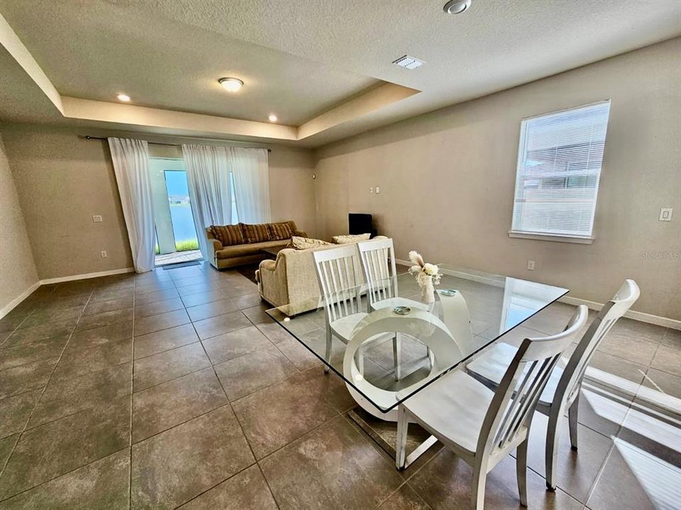 For Rent: $2,700 (3 beds, 2 baths, 2921 Square Feet)