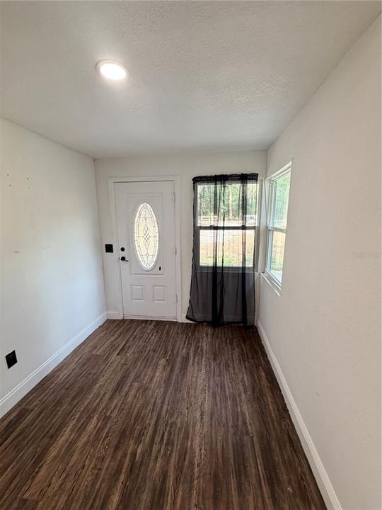 En Renta: $1,350 (2 camas, 1 baños, 1232 Pies cuadrados)