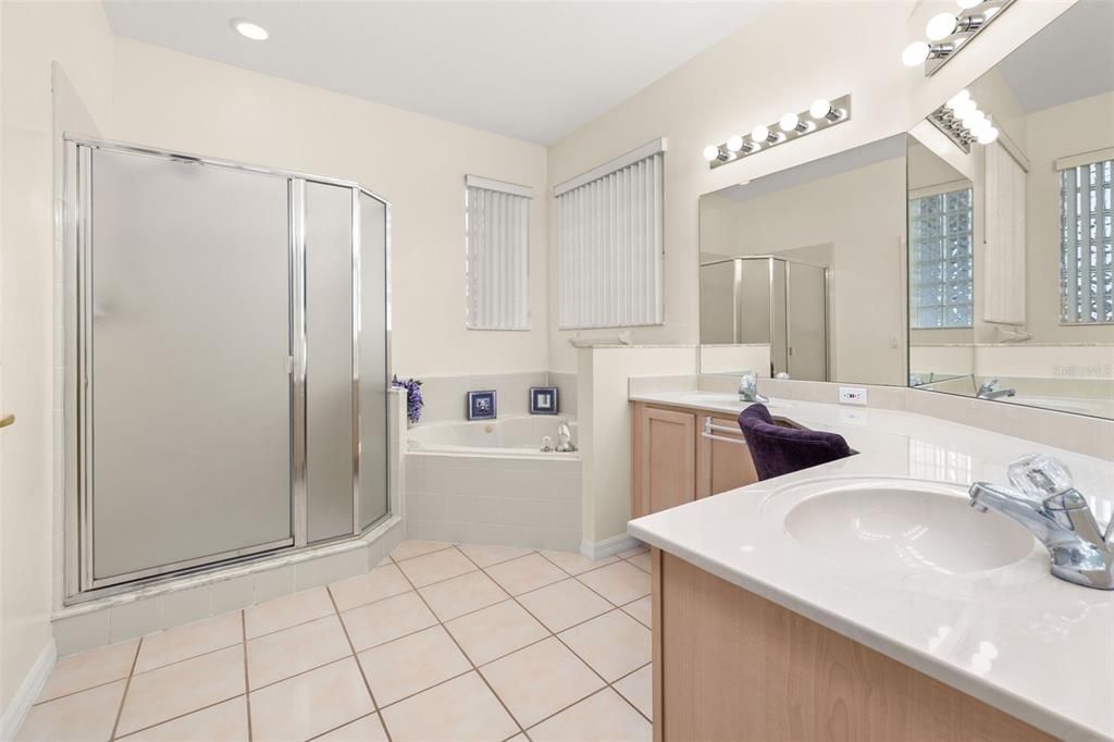 For Sale: $429,900 (4 beds, 2 baths, 2185 Square Feet)