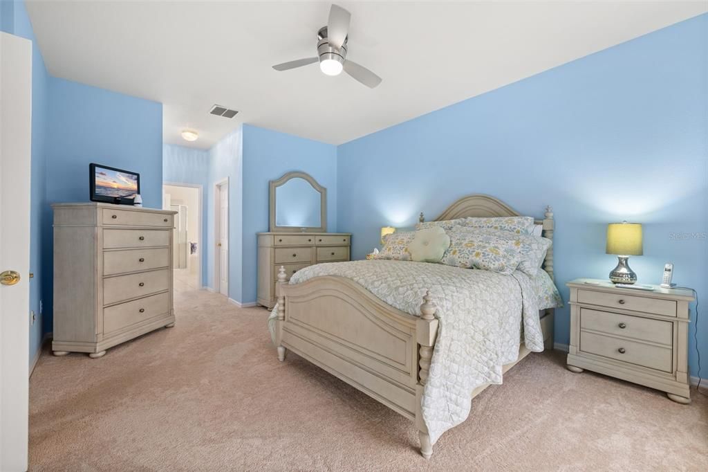 For Sale: $429,900 (4 beds, 2 baths, 2185 Square Feet)