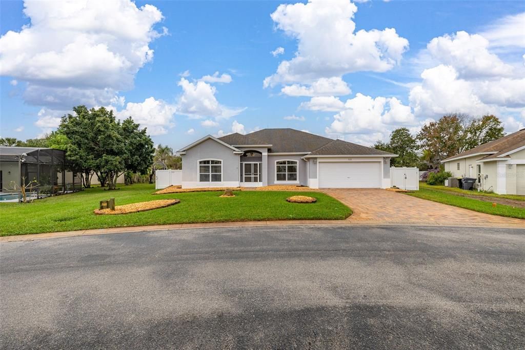 For Sale: $429,900 (4 beds, 2 baths, 2185 Square Feet)