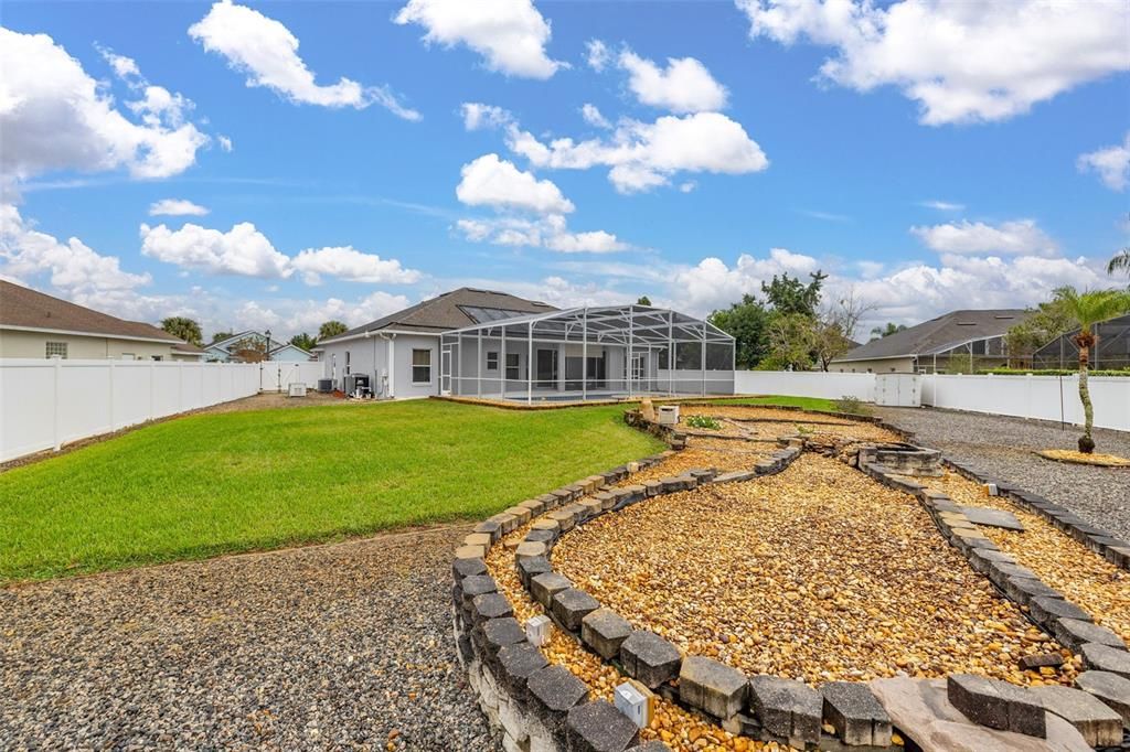 For Sale: $429,900 (4 beds, 2 baths, 2185 Square Feet)