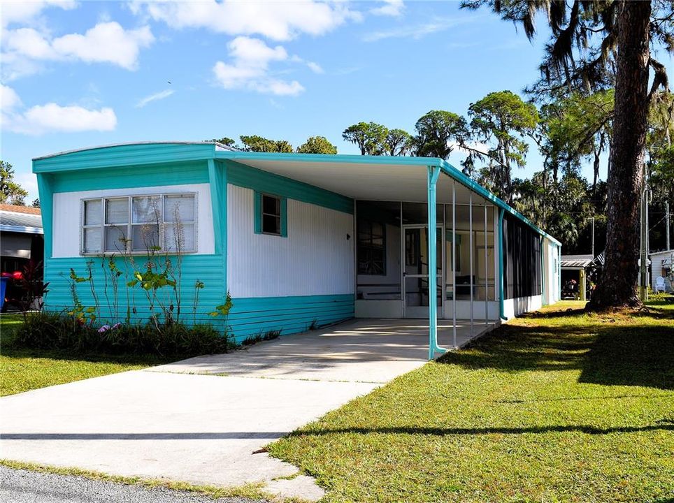 На продажу: $159,000 (2 спален, 2 ванн, 957 Квадратных фут)