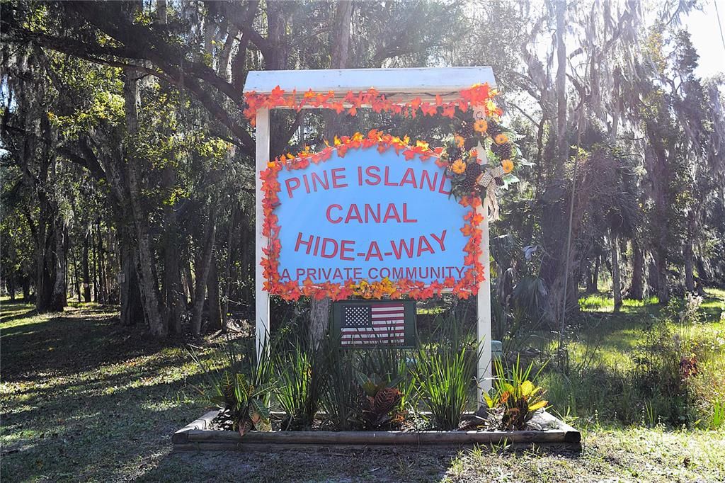 Active With Contract: $159,000 (2 beds, 2 baths, 957 Square Feet)