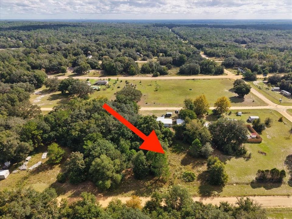 待售: $9,900 (0.22 acres)