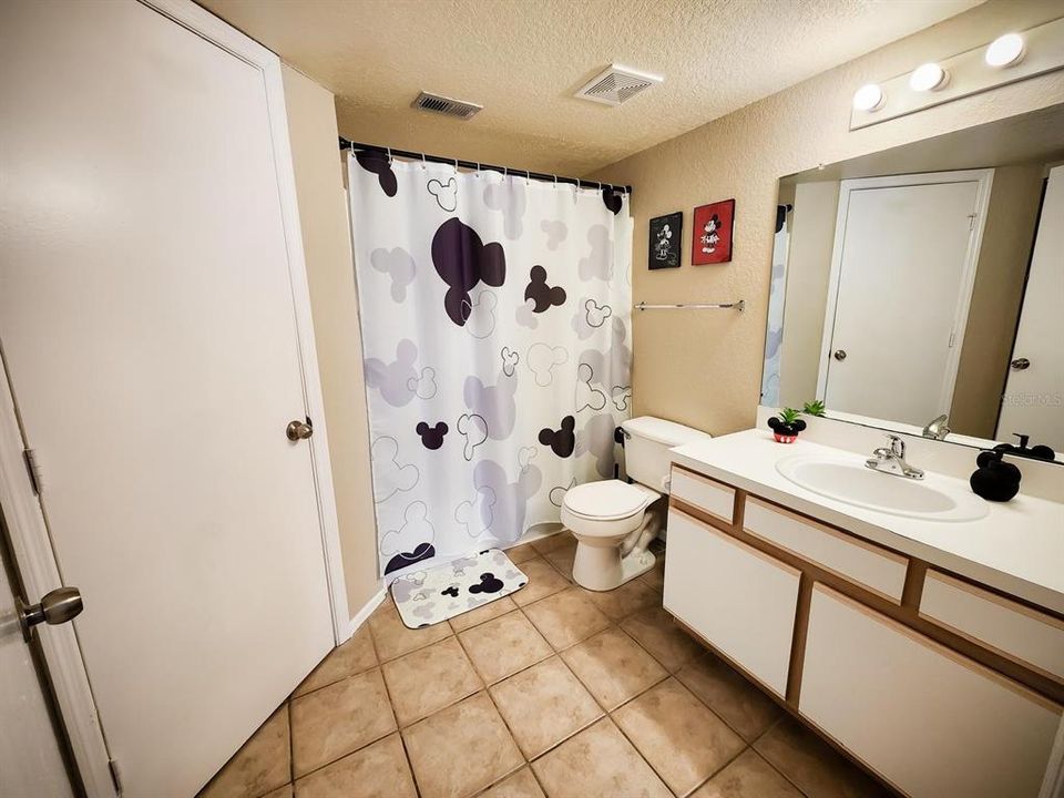 For Sale: $249,900 (2 beds, 2 baths, 1026 Square Feet)