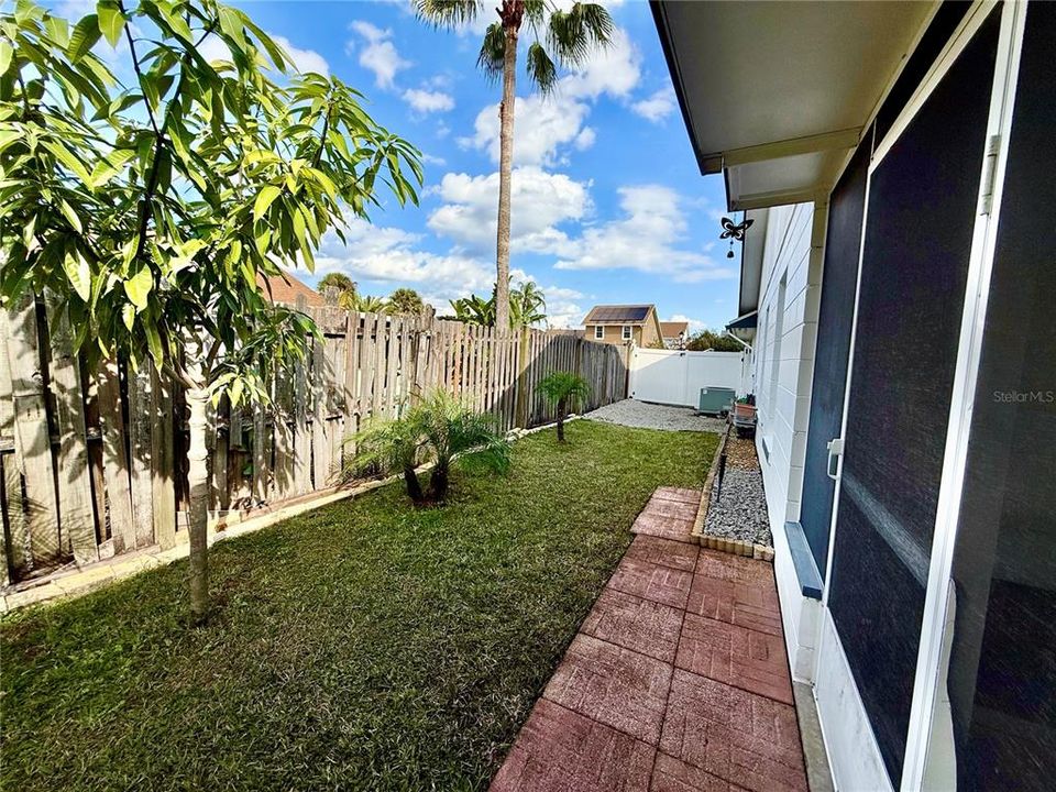 For Sale: $398,900 (3 beds, 2 baths, 1514 Square Feet)