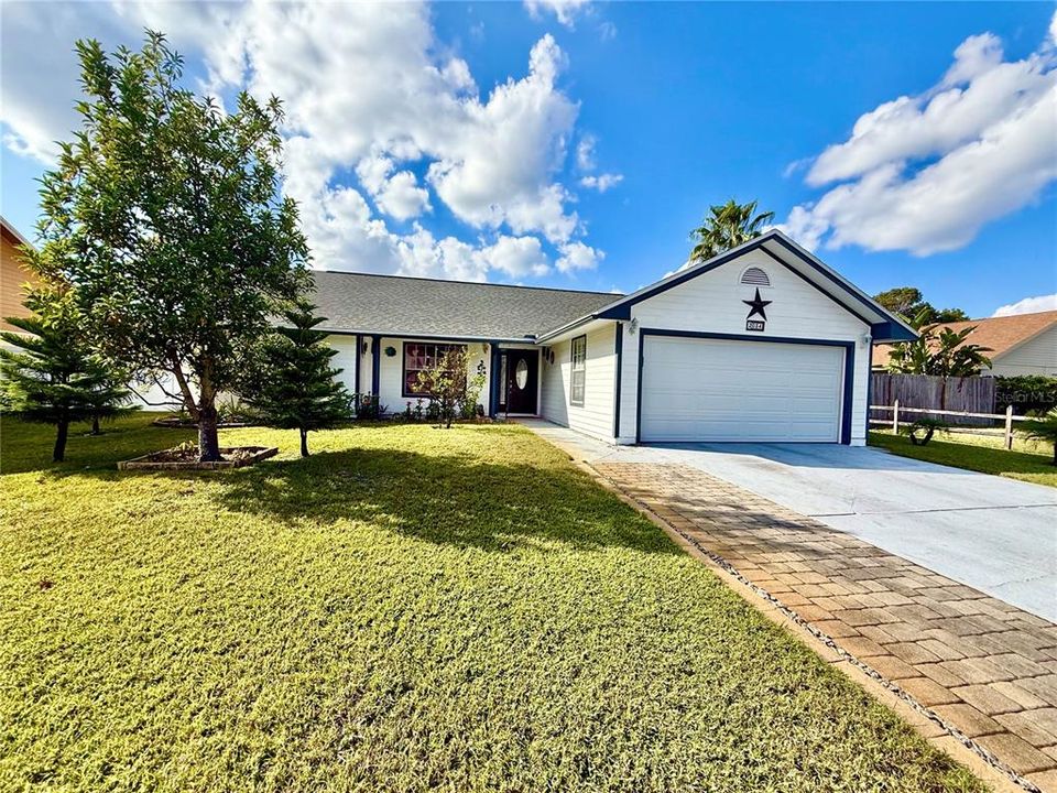 For Sale: $398,900 (3 beds, 2 baths, 1514 Square Feet)