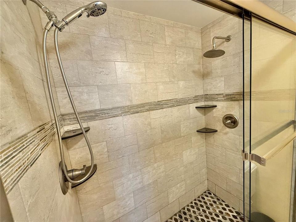 For Sale: $398,900 (3 beds, 2 baths, 1514 Square Feet)