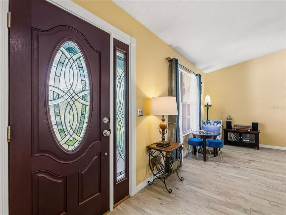 For Sale: $398,900 (3 beds, 2 baths, 1514 Square Feet)