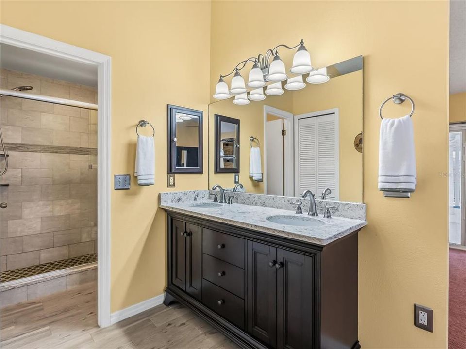 For Sale: $398,900 (3 beds, 2 baths, 1514 Square Feet)