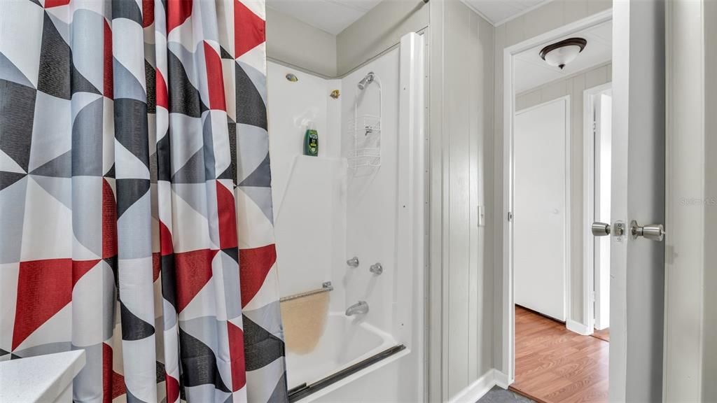 На продажу: $127,900 (2 спален, 2 ванн, 1440 Квадратных фут)