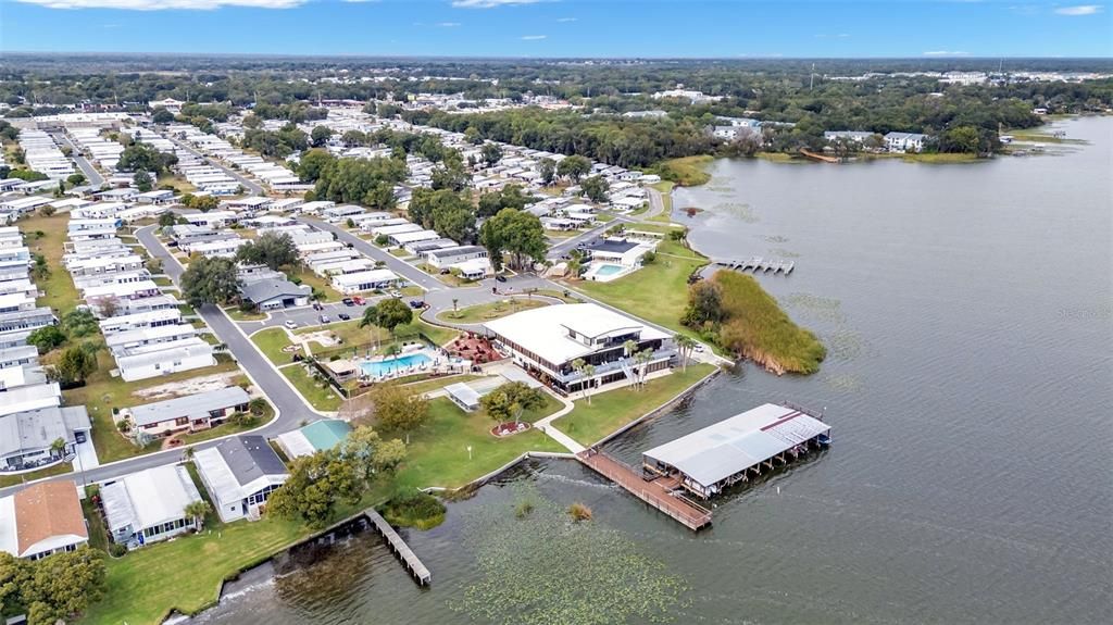 На продажу: $127,900 (2 спален, 2 ванн, 1440 Квадратных фут)