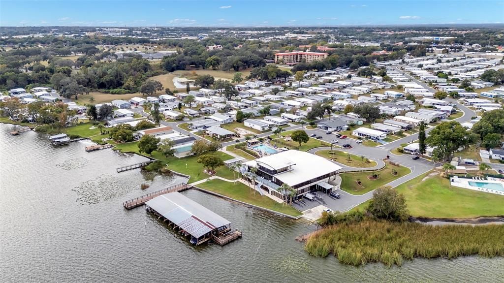 На продажу: $127,900 (2 спален, 2 ванн, 1440 Квадратных фут)