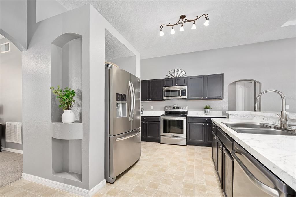 En Venta: $399,900 (3 camas, 2 baños, 1744 Pies cuadrados)