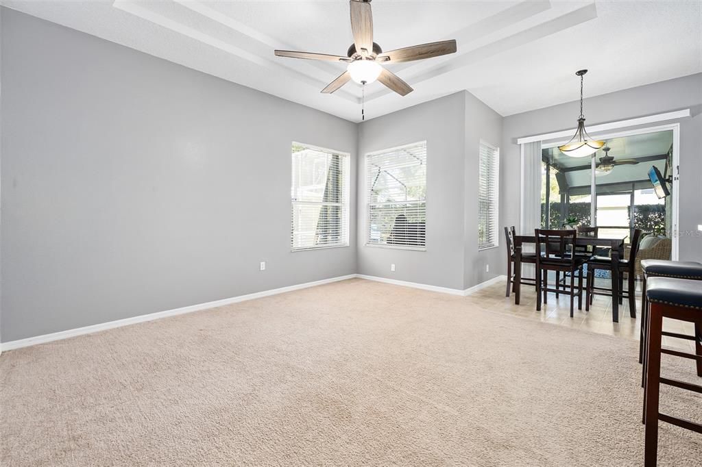 En Venta: $399,900 (3 camas, 2 baños, 1744 Pies cuadrados)