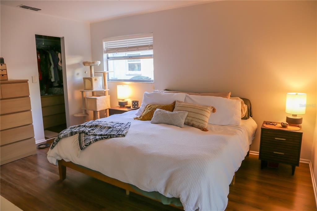 For Rent: $3,395 (3 beds, 2 baths, 1351 Square Feet)