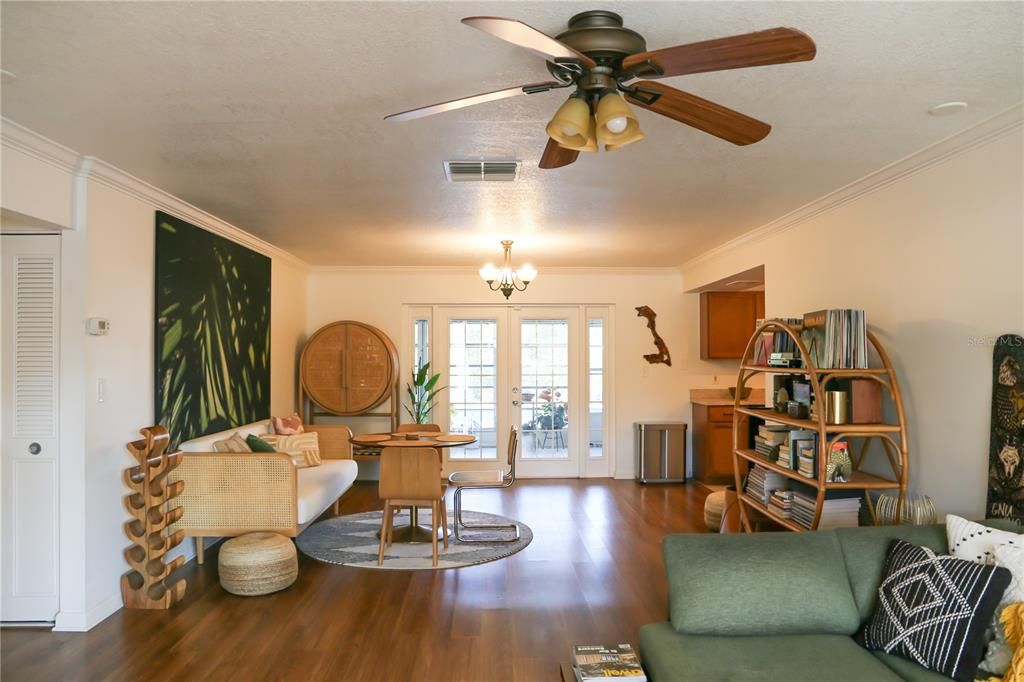 For Rent: $3,395 (3 beds, 2 baths, 1351 Square Feet)