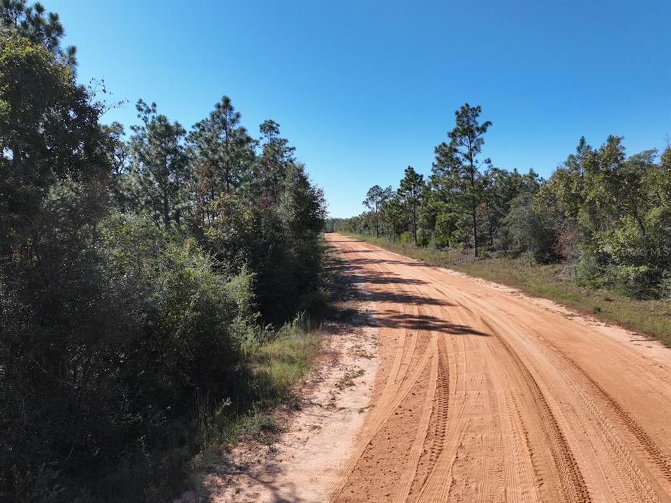 待售: $19,900 (1.23 acres)