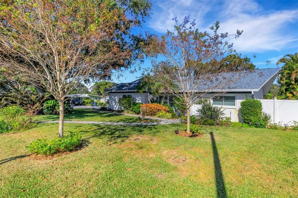 待售: $425,000 (3 贝兹, 2 浴室, 1148 平方英尺)