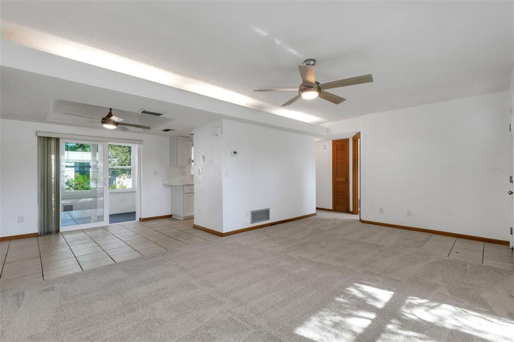 待售: $425,000 (3 贝兹, 2 浴室, 1148 平方英尺)