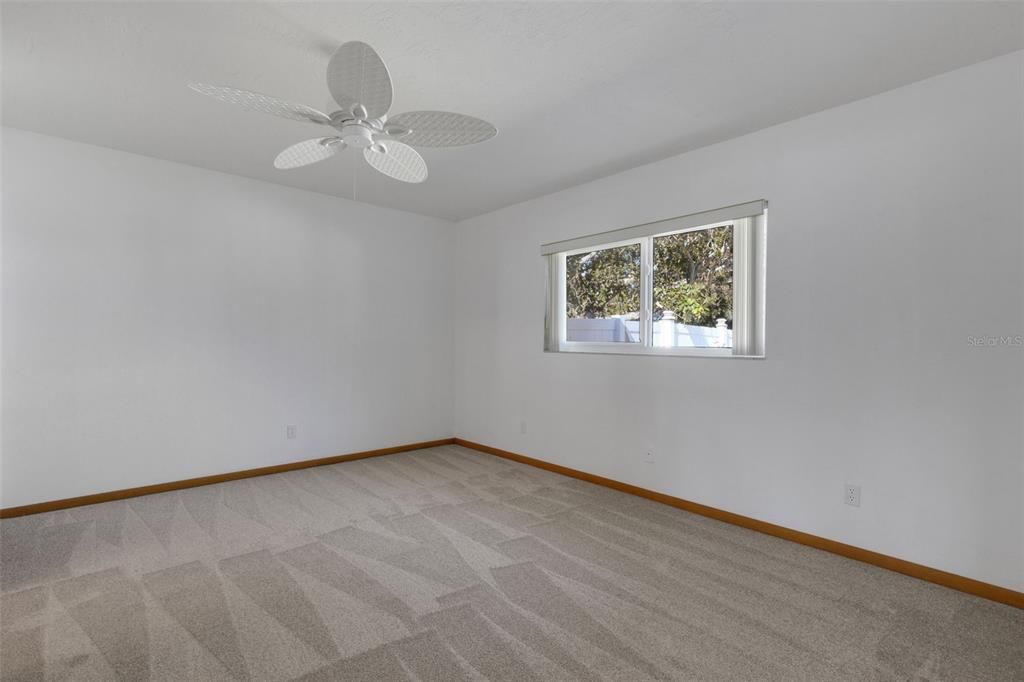 待售: $425,000 (3 贝兹, 2 浴室, 1148 平方英尺)