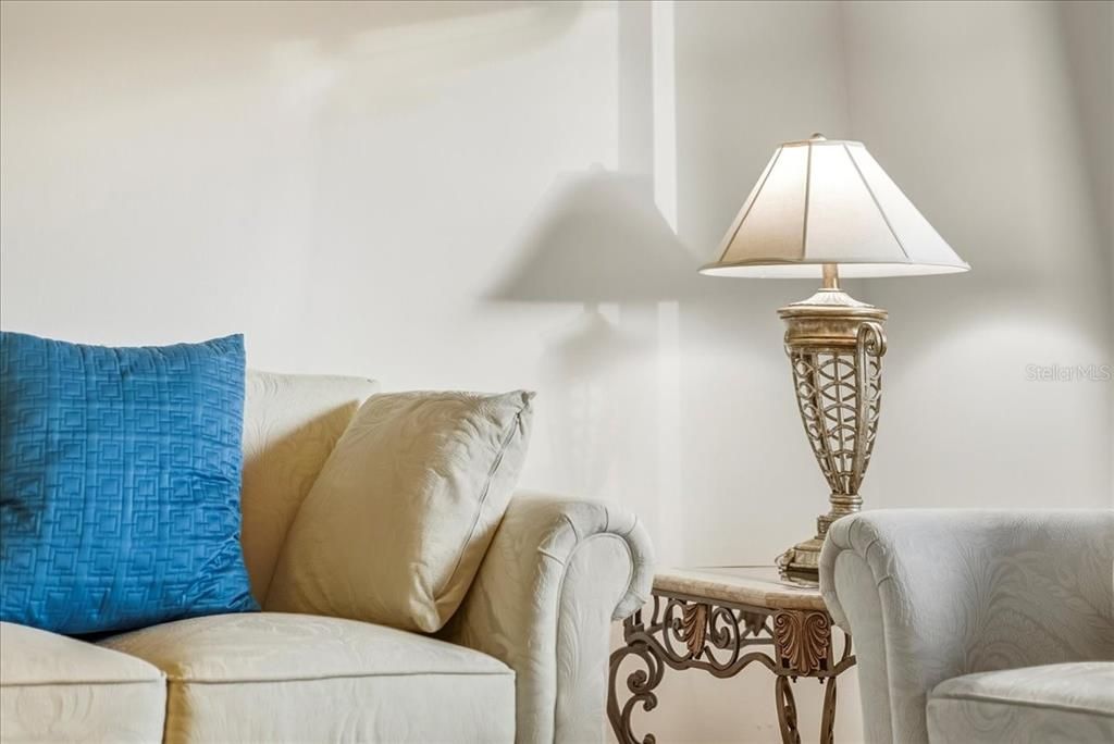 На продажу: $365,000 (3 спален, 2 ванн, 1804 Квадратных фут)