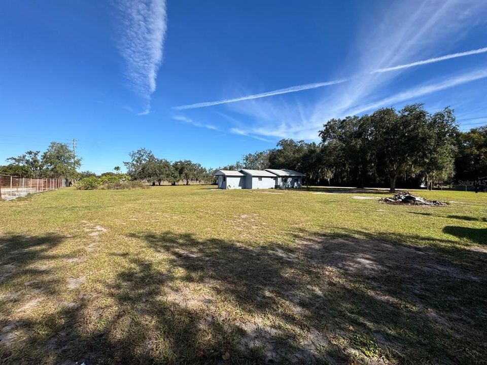 出租: $2,500 (4 贝兹, 2 浴室, 1335 平方英尺)