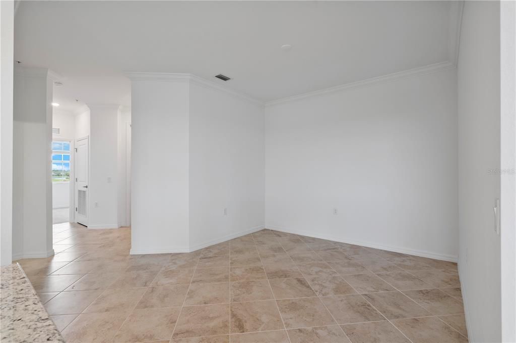 待售: $299,000 (3 贝兹, 2 浴室, 1407 平方英尺)