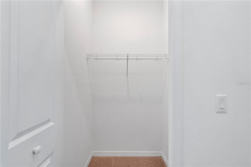 待售: $299,000 (3 贝兹, 2 浴室, 1407 平方英尺)