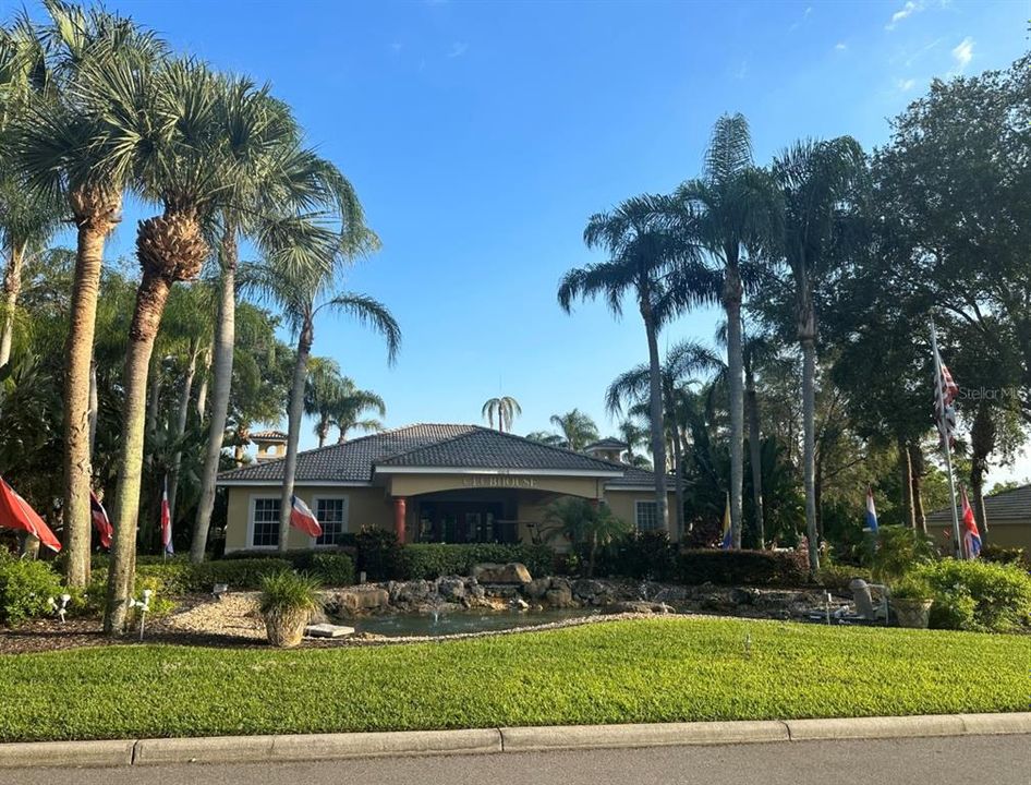 出租: $1,275 (2 贝兹, 2 浴室, 812 平方英尺)