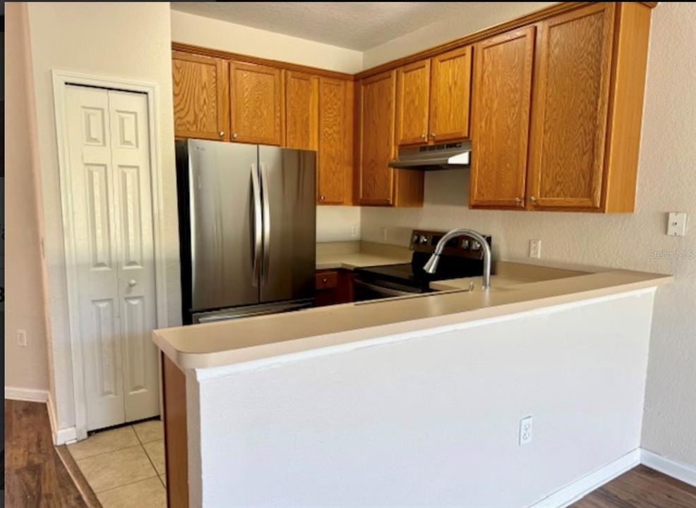 For Rent: $2,200 (4 beds, 3 baths, 1606 Square Feet)